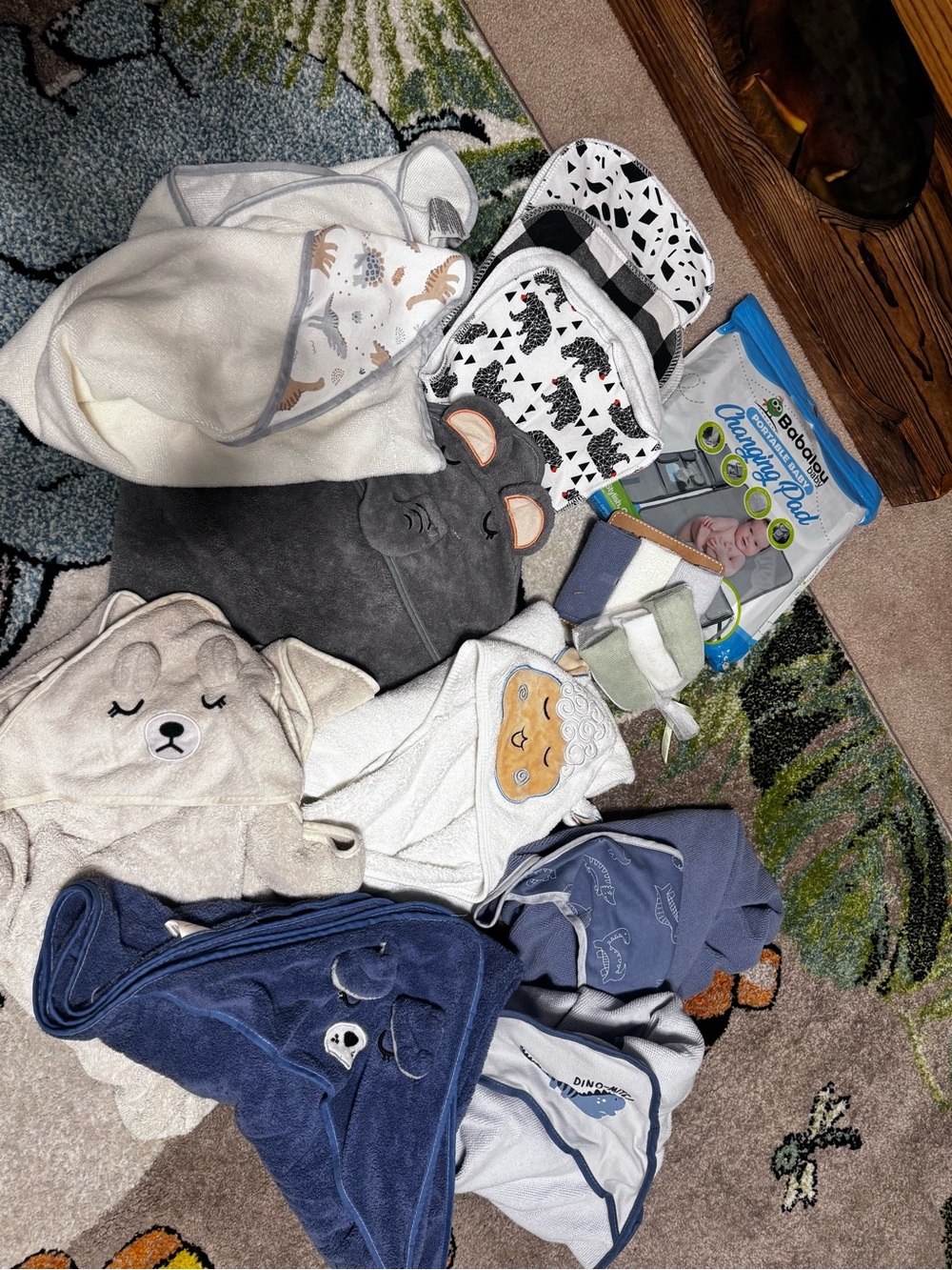 Baby Hooded Towels & Washcloths - Neutral Animal Designs